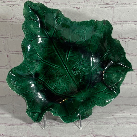 Hand Crafted Other - Hand Crafted Green Leaf Decorative Platter - Artist Signed